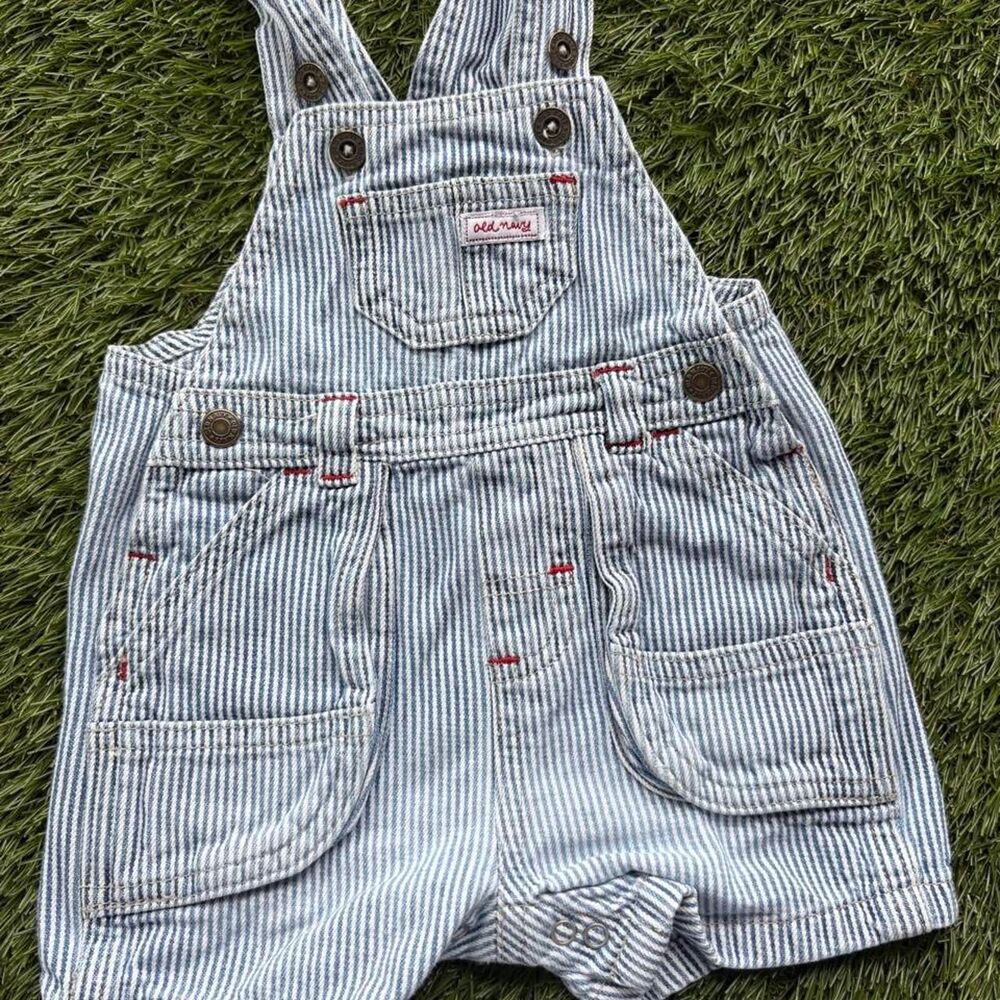 Vintage Old Navy Infant Hickory Stripe Denim Bibs – 0-3 Months
